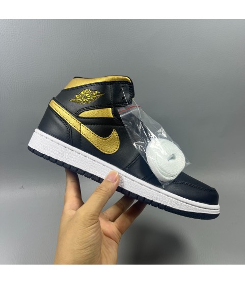 Jordan 1 - gold mid