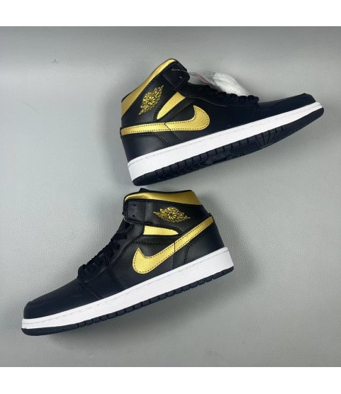Jordan 1 - gold mid