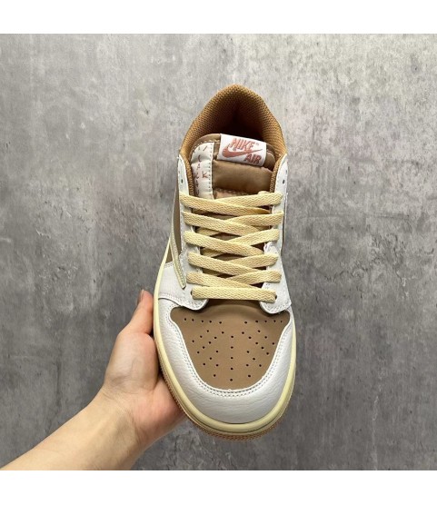 Travis Scott X Jordan 1 Low OG