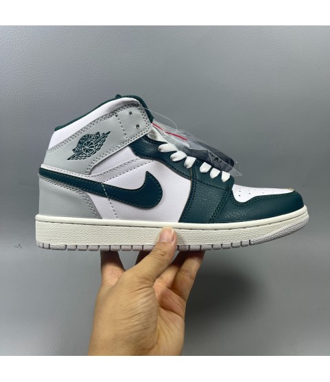 Jordan 1 green grey