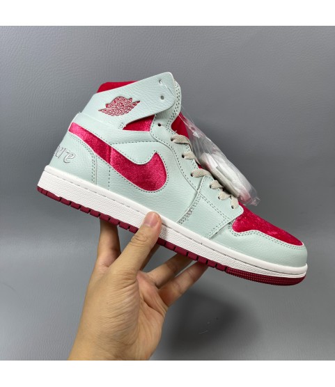 Jordan 1 - red