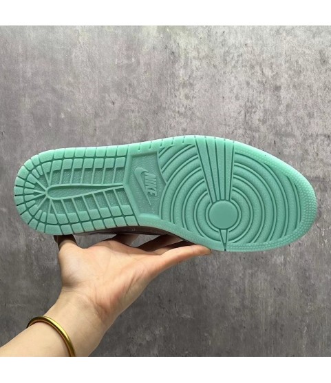 Jordan 1 kaws low grey