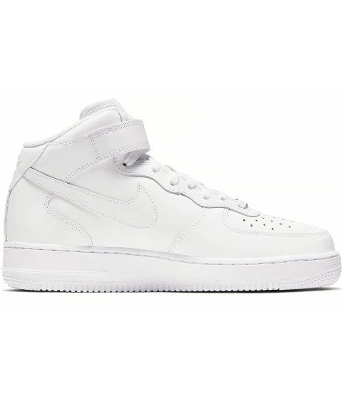 Nike Air Force 1 07 - 39.0