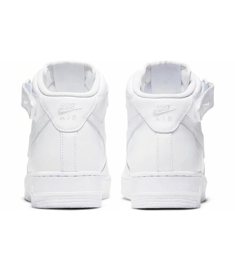 Nike Air Force 1 07 - 39.0
