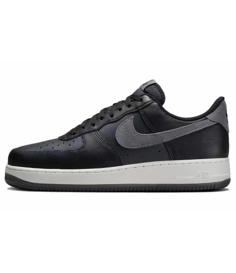 Nike Air Force 1 07 LV8 - 8.0