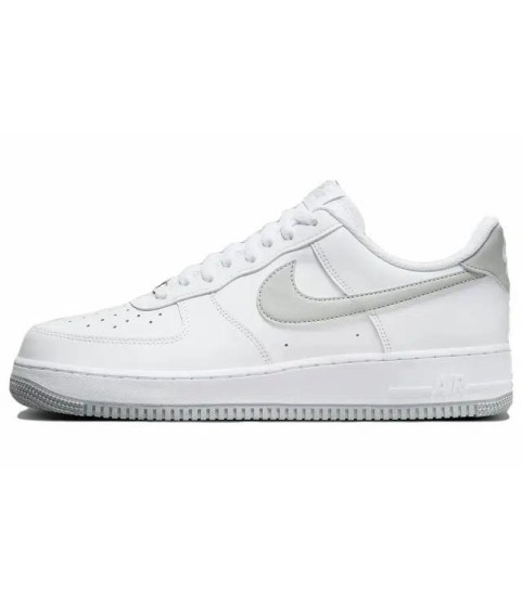Nike Air Force 1 Low - 9.0