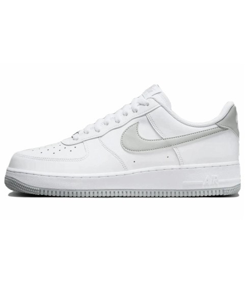 Nike Air Force 1 Low - 9.0