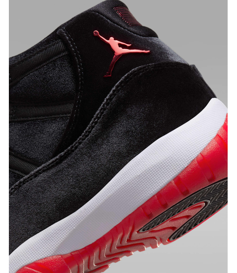 Air Jordan 11 Retro "Bred Velvet" - 17