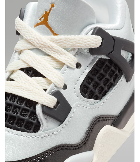 Jordan 4 Retro - 21