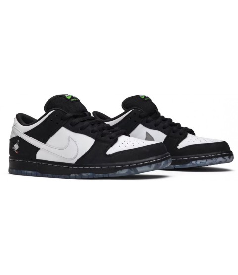 Кроссовки Nike Air Force 1 SB Dunk Low Jeff Staple черно-белые - 272