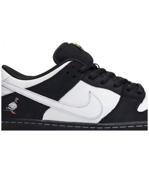 Кроссовки Nike Air Force 1 SB Dunk Low Jeff Staple черно-белые - 272