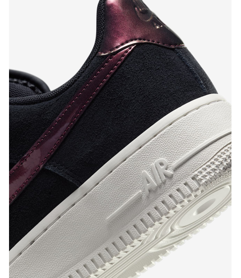 Nike Air Force 1 '07 SE - 12