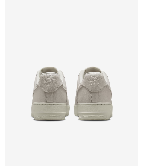 Nike Air Force 1 '07 SE - 16