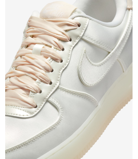 Nike Air Force 1 ’07 LV8 - 26