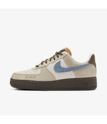 Nike Air Force 1 '07 LX - 28