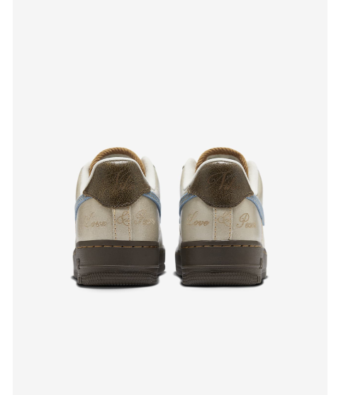 Nike Air Force 1 '07 LX - 28