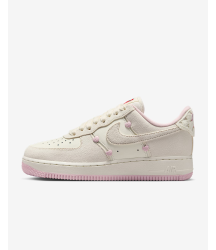 Nike Air Force 1 ’07 LX - 29