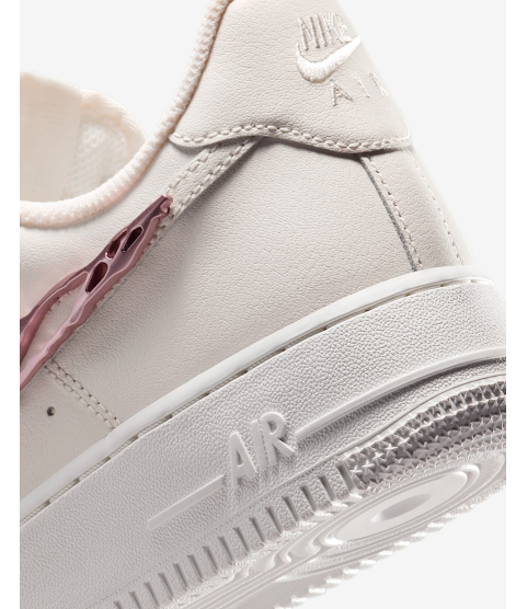 Nike Air Force 1 ’07 LX - 46