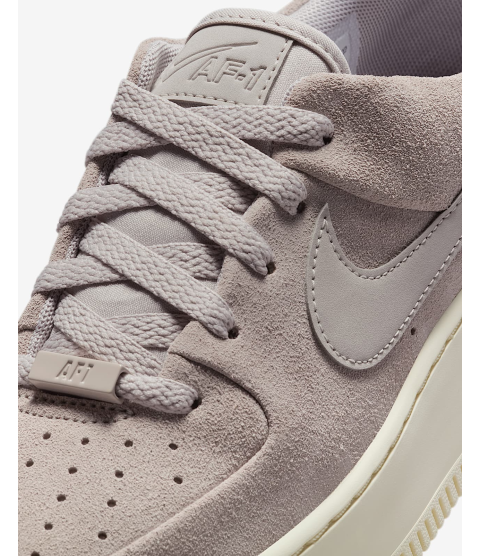 Nike Air Force 1 Sage Low - 8