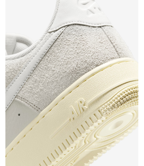 Nike Air Force 1 '07 LX - 16