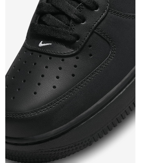 Nike Air Force 1 '07 - 26