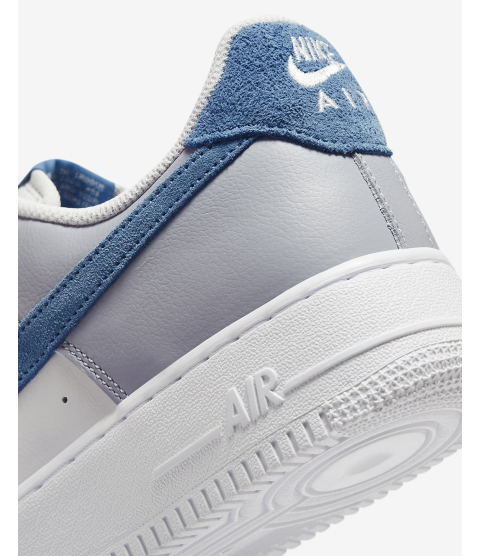 Nike Air Force 1 '07 LV8 - 30