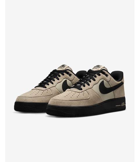 Nike Air Force 1 '07 LV8 - 33