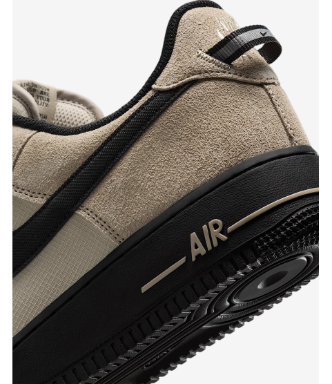 Nike Air Force 1 '07 LV8 - 33
