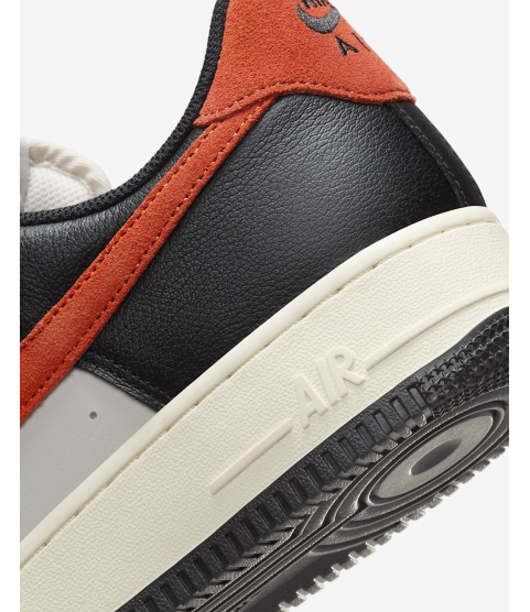 Nike Air Force 1 '07 LV8 - 41