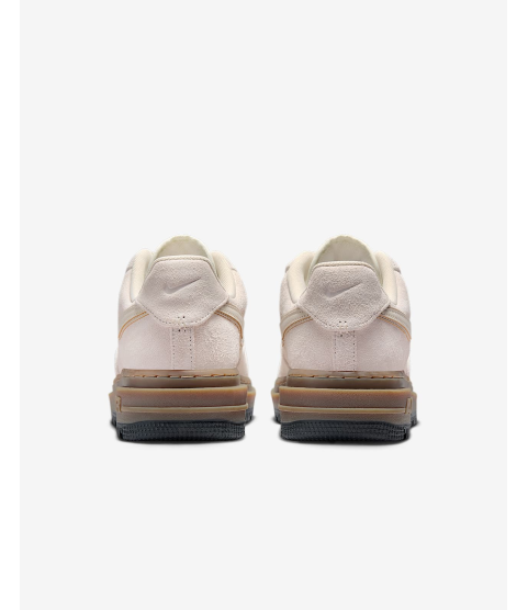 Nike Air Force 1 LX - 46