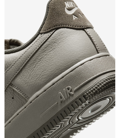 Nike Air Force 1 '07 LV8 - 5