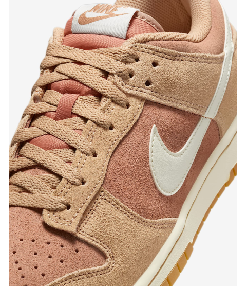 Nike Dunk Low Retro SE - 21