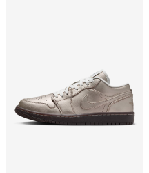 Air Jordan 1 Low SE - 10