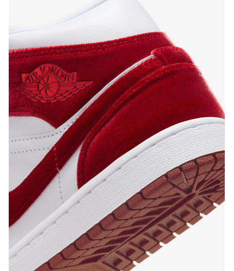 Air Jordan 1 Mid SE - 17