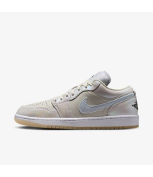 Air Jordan 1 Low SE "CNY" - 25