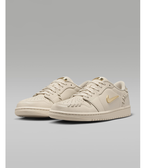 Air Jordan 1 Low Method of Make - 32