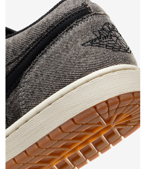 Air Jordan 1 Low SE - 14
