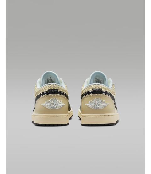 Air Jordan 1 Low SE - 19