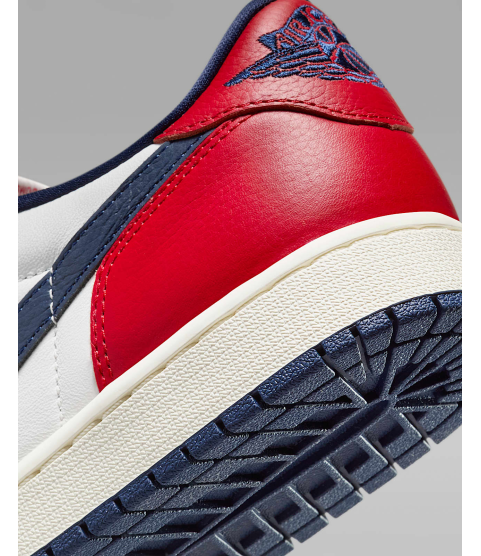 Air Jordan 1 Retro Low "Gym Red & Midnight Navy" - 24