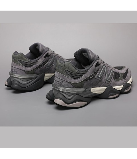 Кроссовки New Balance 9060, серый и черный