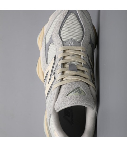 Кроссовки New Balance 9060, серый