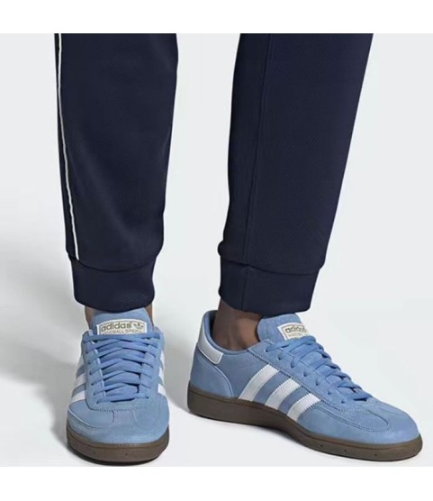 Кроссовки adidas трилистник HRC 10 SPEZIAL