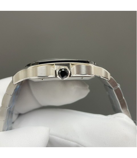 Часы Cartier Santos с черным циферблатом
