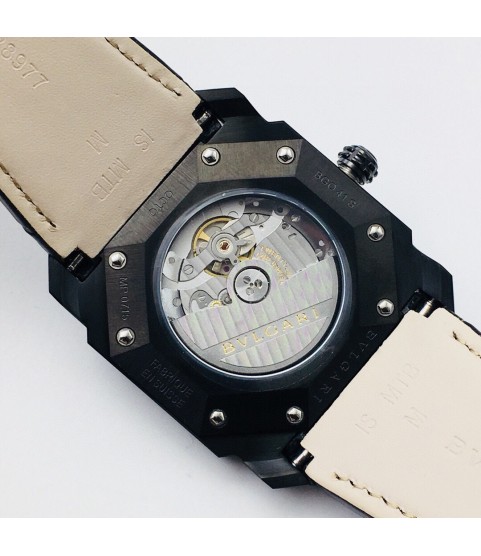 Часы BVLGARI Octo, черный циферблат