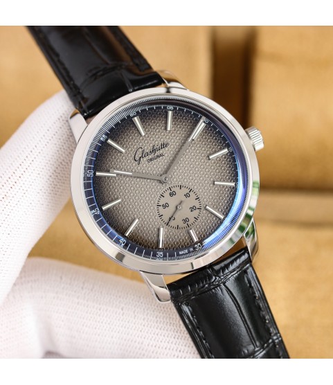 Часы Glashütte Original, синие стрелки