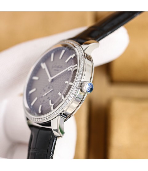 Часы Glashütte Original, синие стрелки