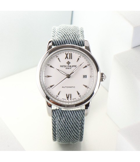 Часы Patek Philippe Calatrava с бриллиантовыми метками