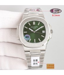 Часы Patek Philippe Nautilus с зелёным циферблатом