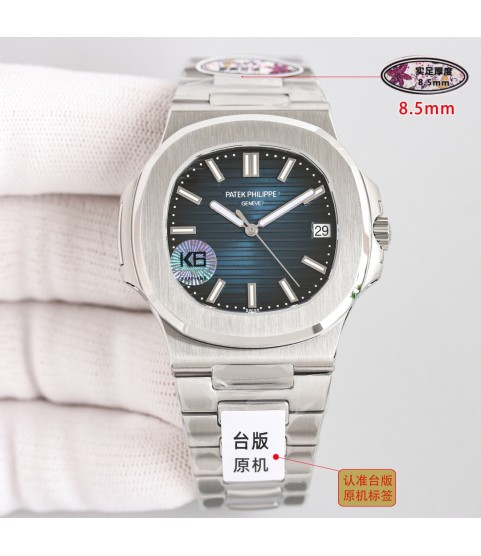 Часы Patek Philippe Nautilus с зелёным циферблатом