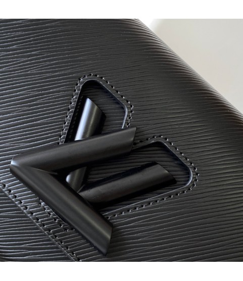 Сумка Louis Vuitton Twist West с цепочкой
